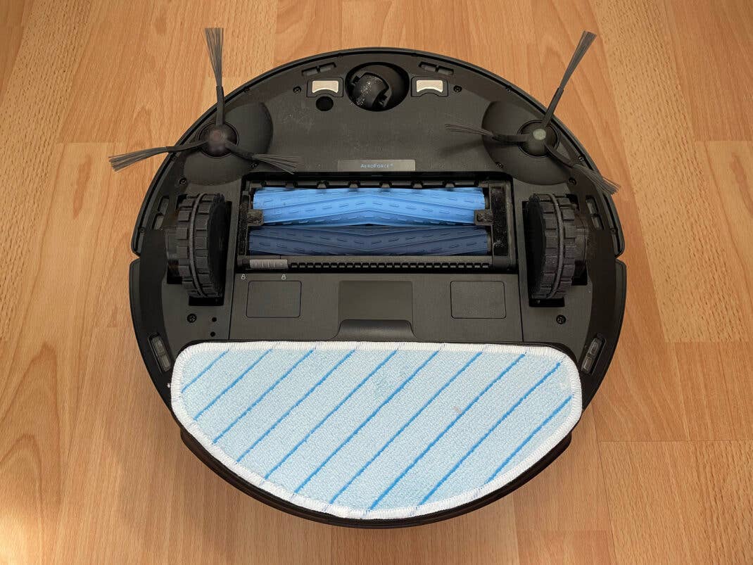 Der Ecovacs Deebot T9 AIVI von unten