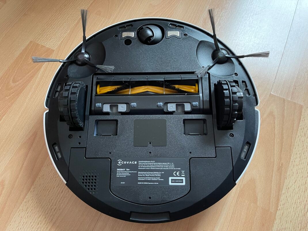Der Ecovacs Deebot T9 von Unten