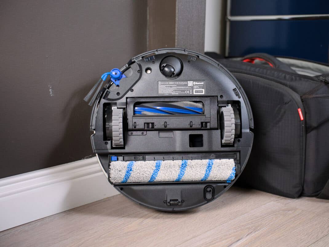 Rückseite des Ecovacs Deebot X12S OmniCyclone