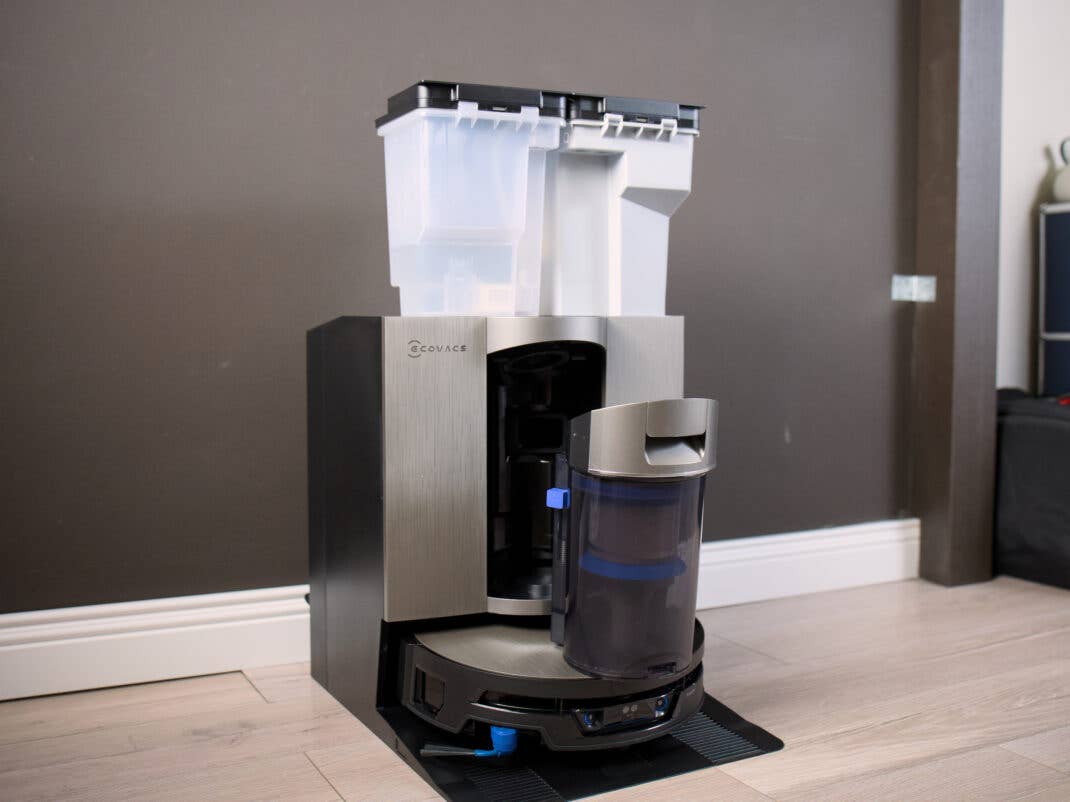 Station des Ecovacs Deebot X12S OmniCyclone