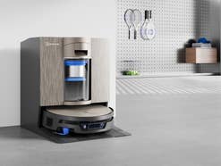 Ecovacs Deebot X12S in der Station