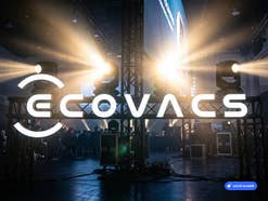 Ecovacs-Schriftzug vor Scheinwerfer