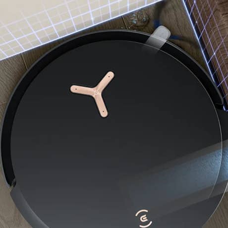 Saug-wisch-roboter Ecovacs Deebot X8 Pro OMNI Foto: Saug-wisch-roboter Ecovacs Deebot X8 Pro OMNI