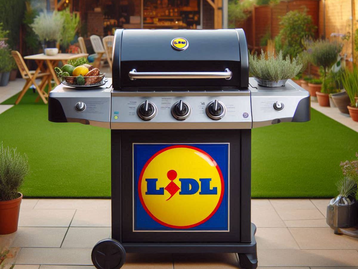 ein-grill-mit-einem-lidl-logo-steht-im-garten Lidl startet mit einem neuen Gasgrill-Kracher durch.