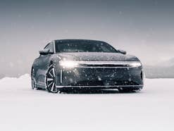 Lucid Air im Winter