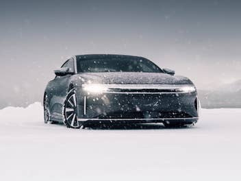 Lucid Air im Winter
