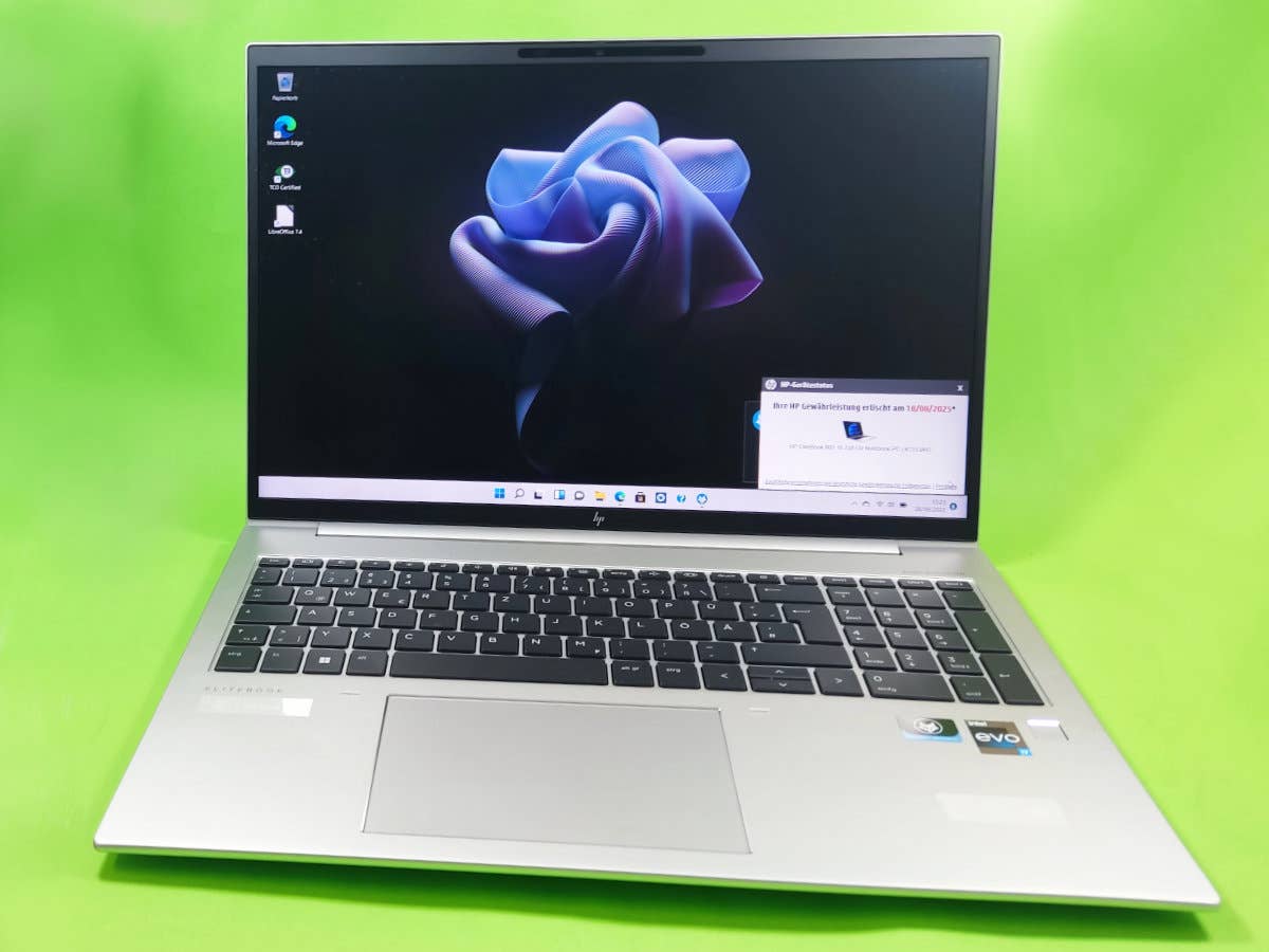 HP Elitebook 860 G9