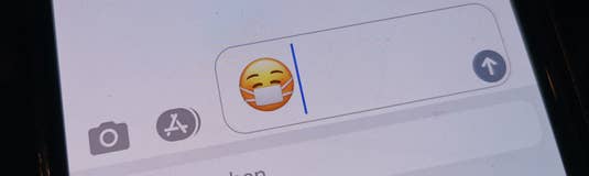 Emoji mit Maske in iOS 14.2
