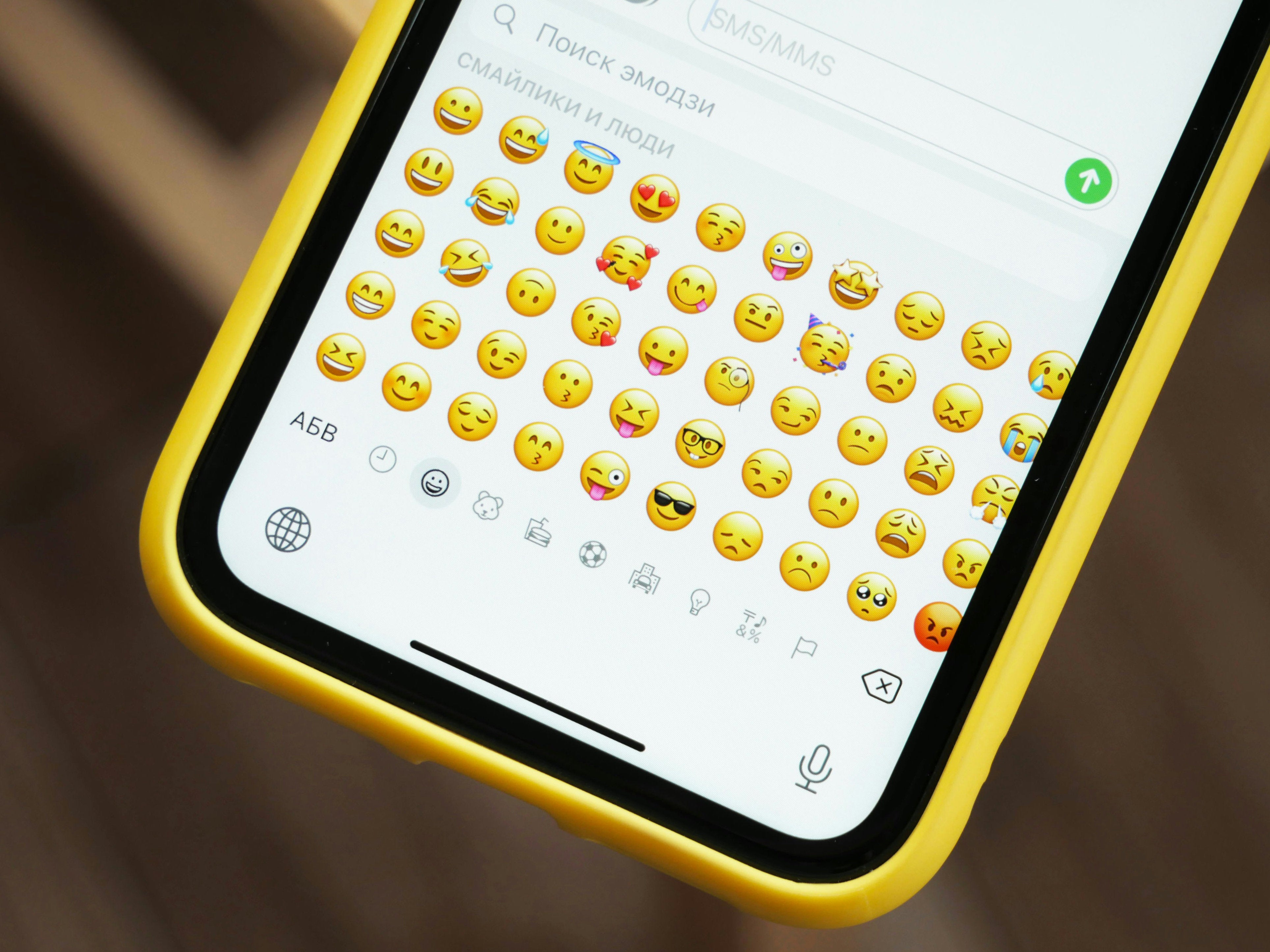Diese-9-neuen-Emojis-kommen-bald-auf-dein-Handy