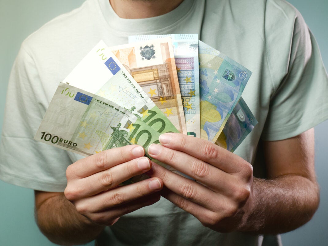 Über 100 Euro monatlich: Welche Bürger Recht auf kaum genutzten Zuschuss haben