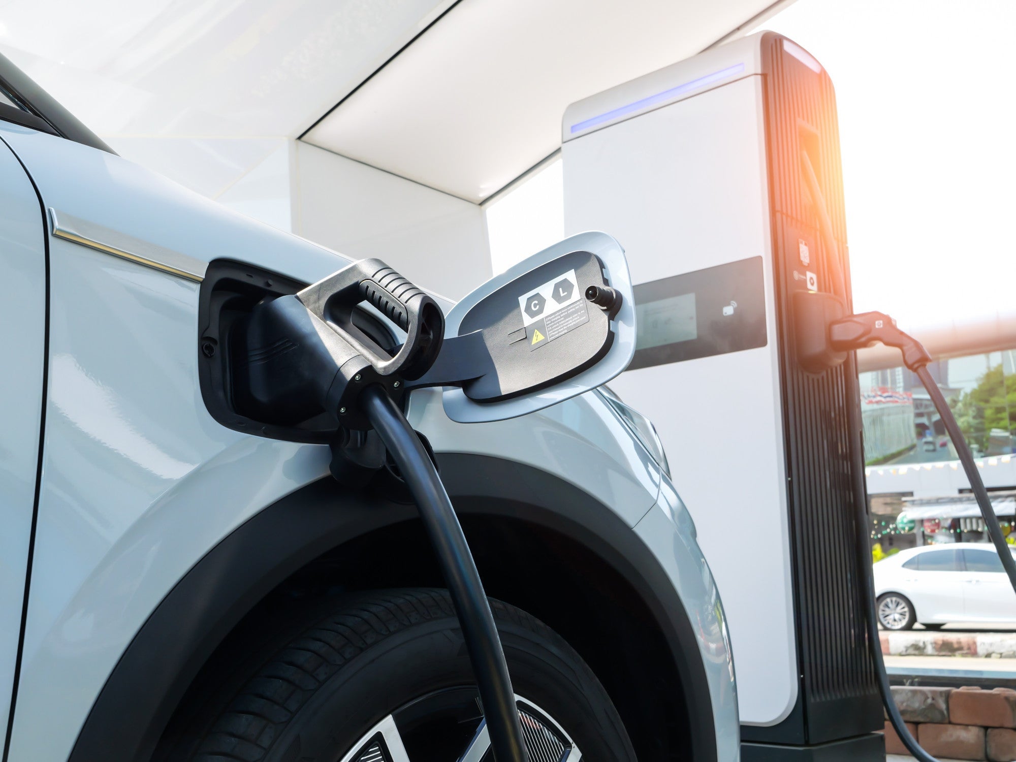 #Wahl-Check: E-Auto, Tempolimit & Ladesäulen nach der Bundestagswahl 2025