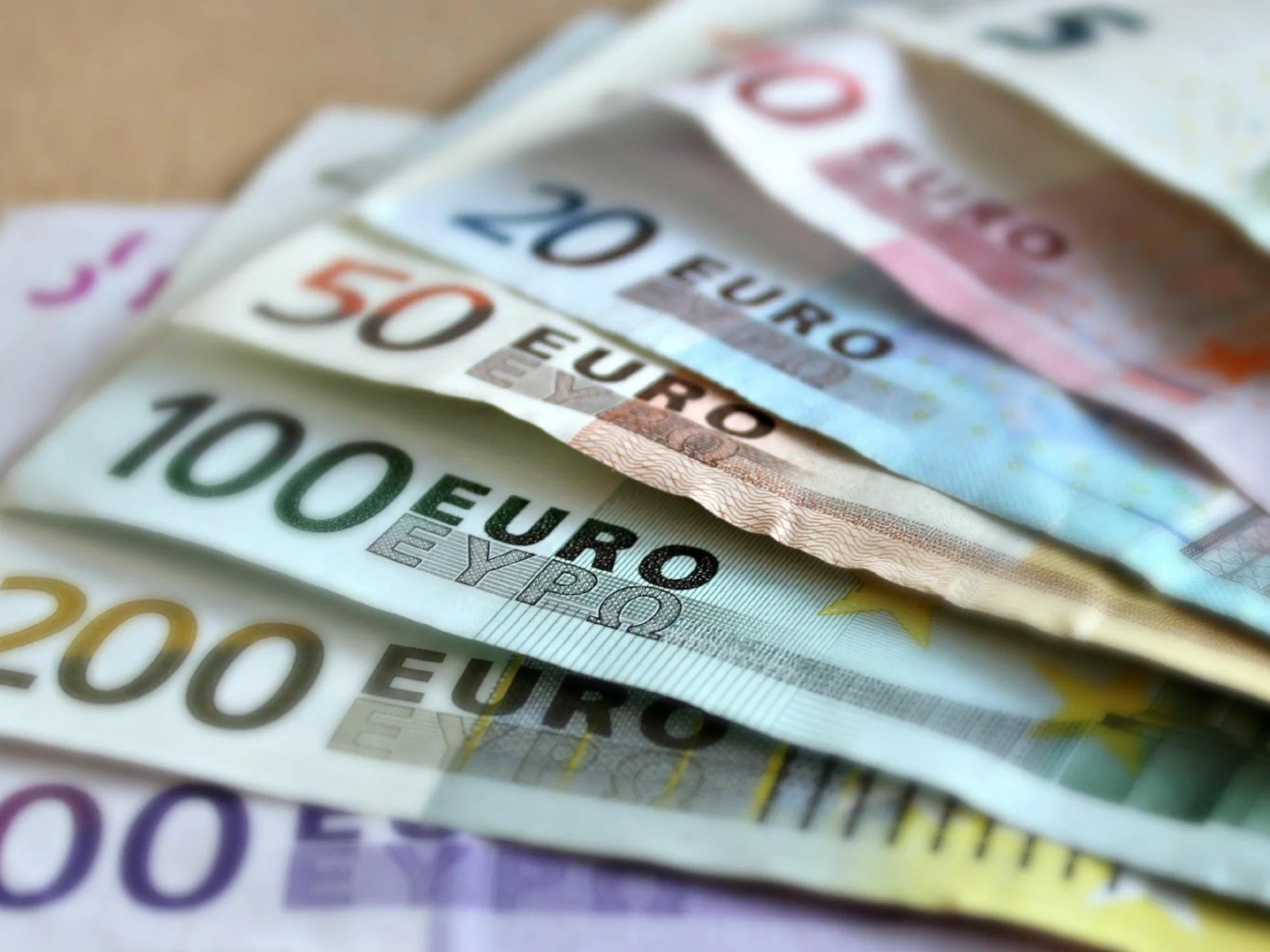 Auf keinen Fall „zustimmen“: Für Bankkunden kann’s teuer werden Auf keinen Fall „zustimmen“: Für Bankkunden kann’s teuer werden