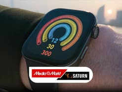 Huawei-Smartwatch mit VItalwerten, daruner das MediaMarkt/Saturn-Logo