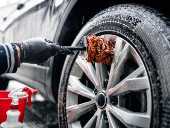 Autofelgenwerden gewaschen