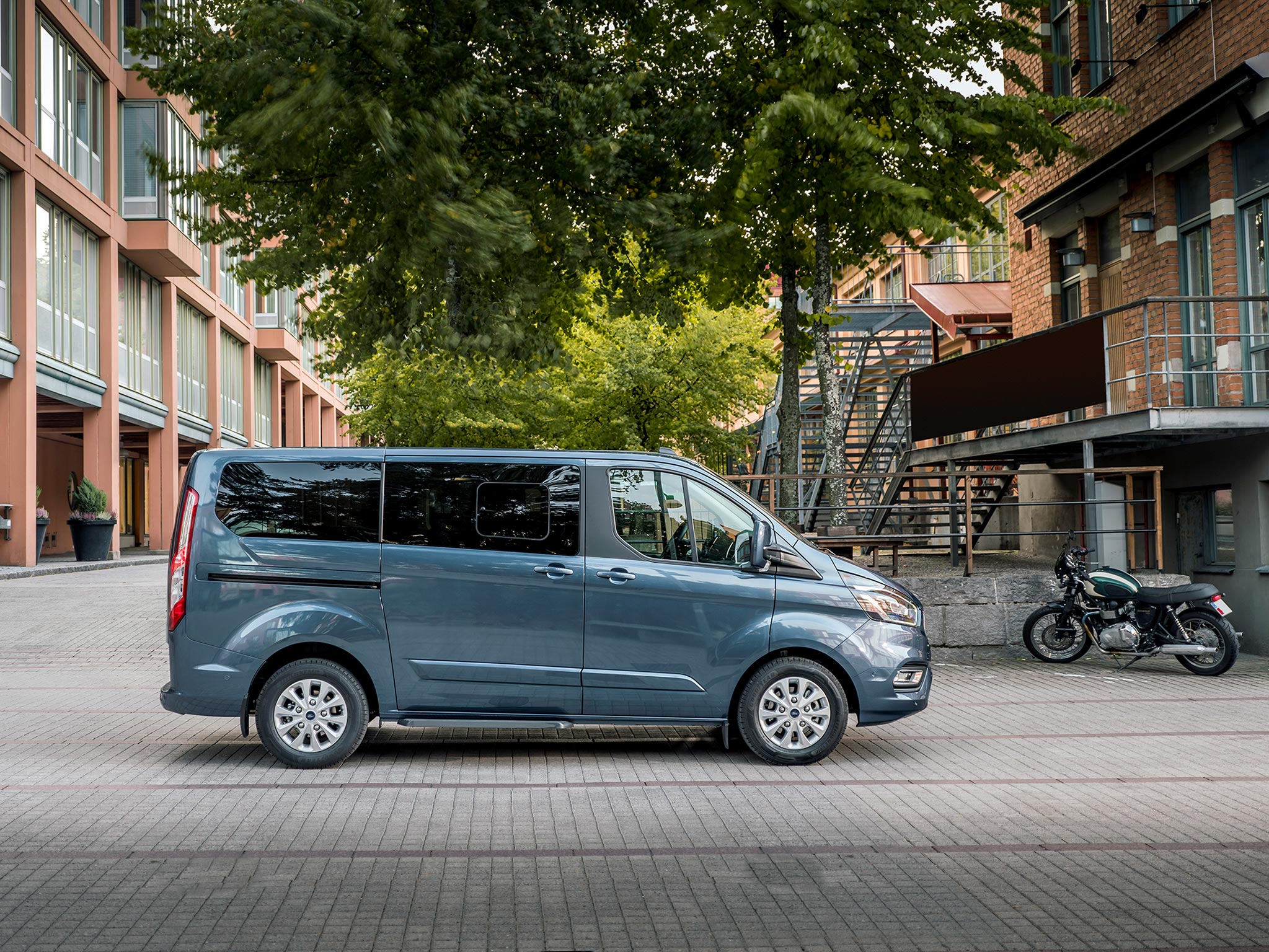 Ford Tourneo Custom 2020