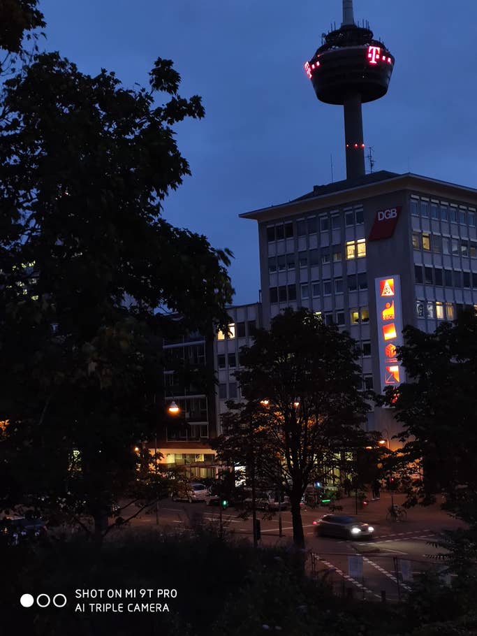 Bei Dunkelheit sind die Details matschig.