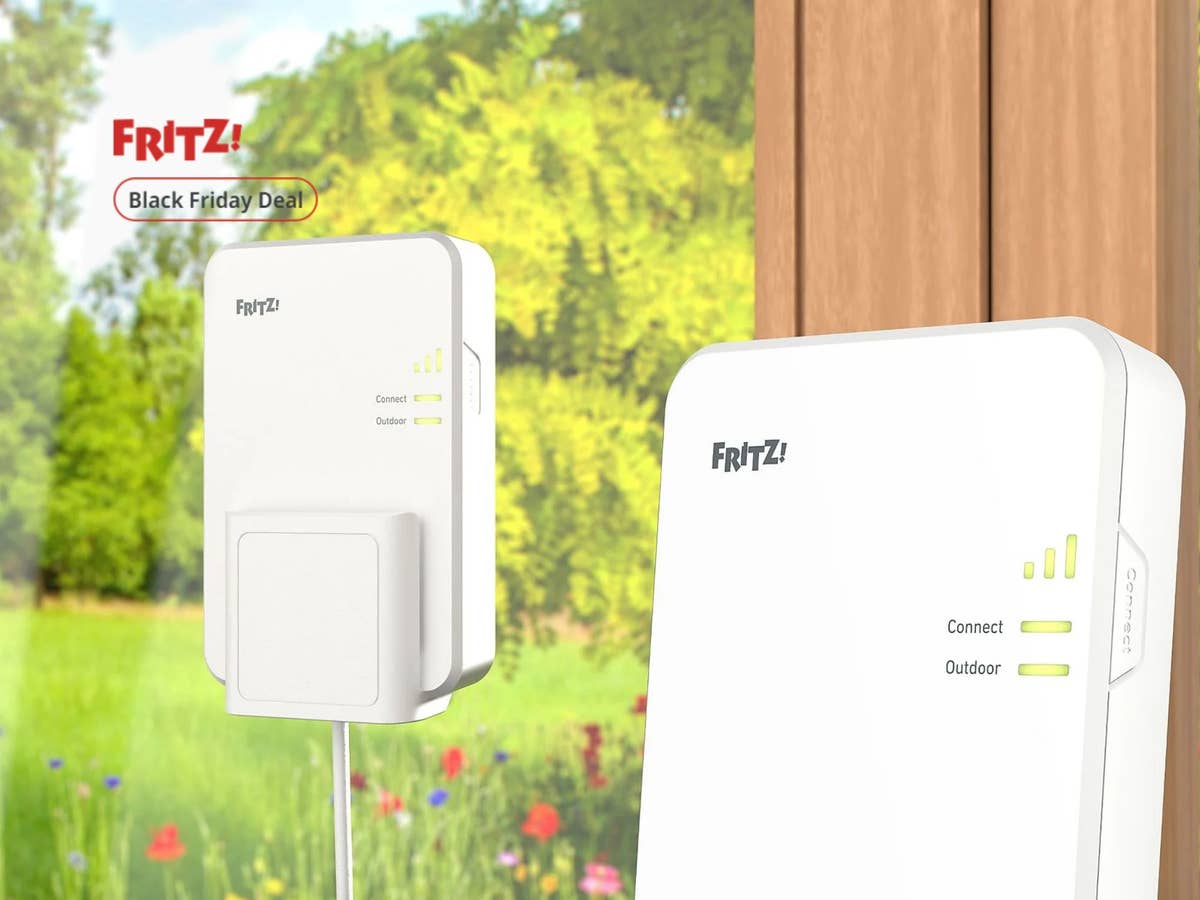 Der WLAN Repeater FritzRepeater 1610 Outdoor an einer Fensterscheibe Der WLAN Repeater FritzRepeater 1610 Outdoor an einer Fensterscheibe