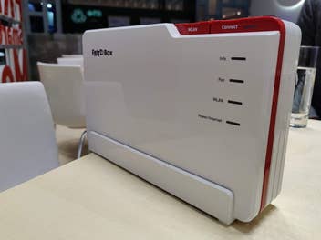 Die FritzBox 5690 Pro auf dem MWC