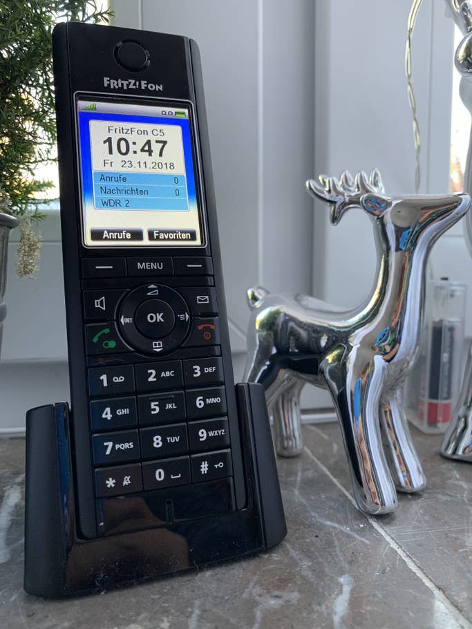 So sieht das AVM FritzFon C5 von vorne aus