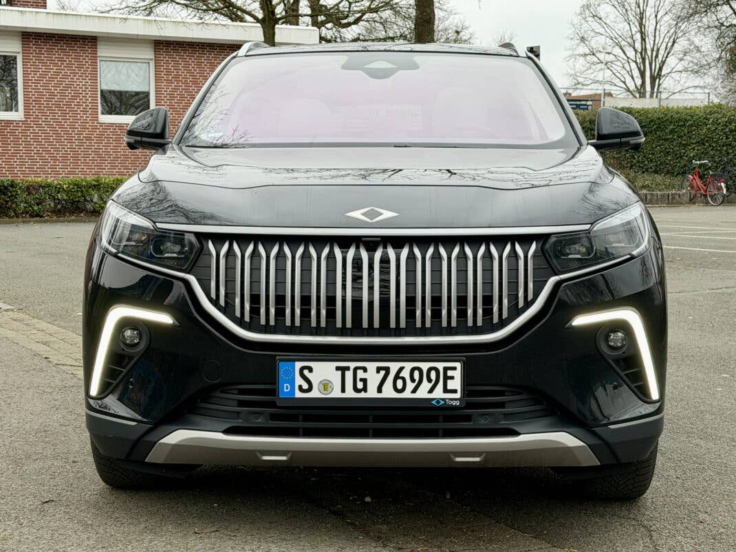 Front des Togg T10X.