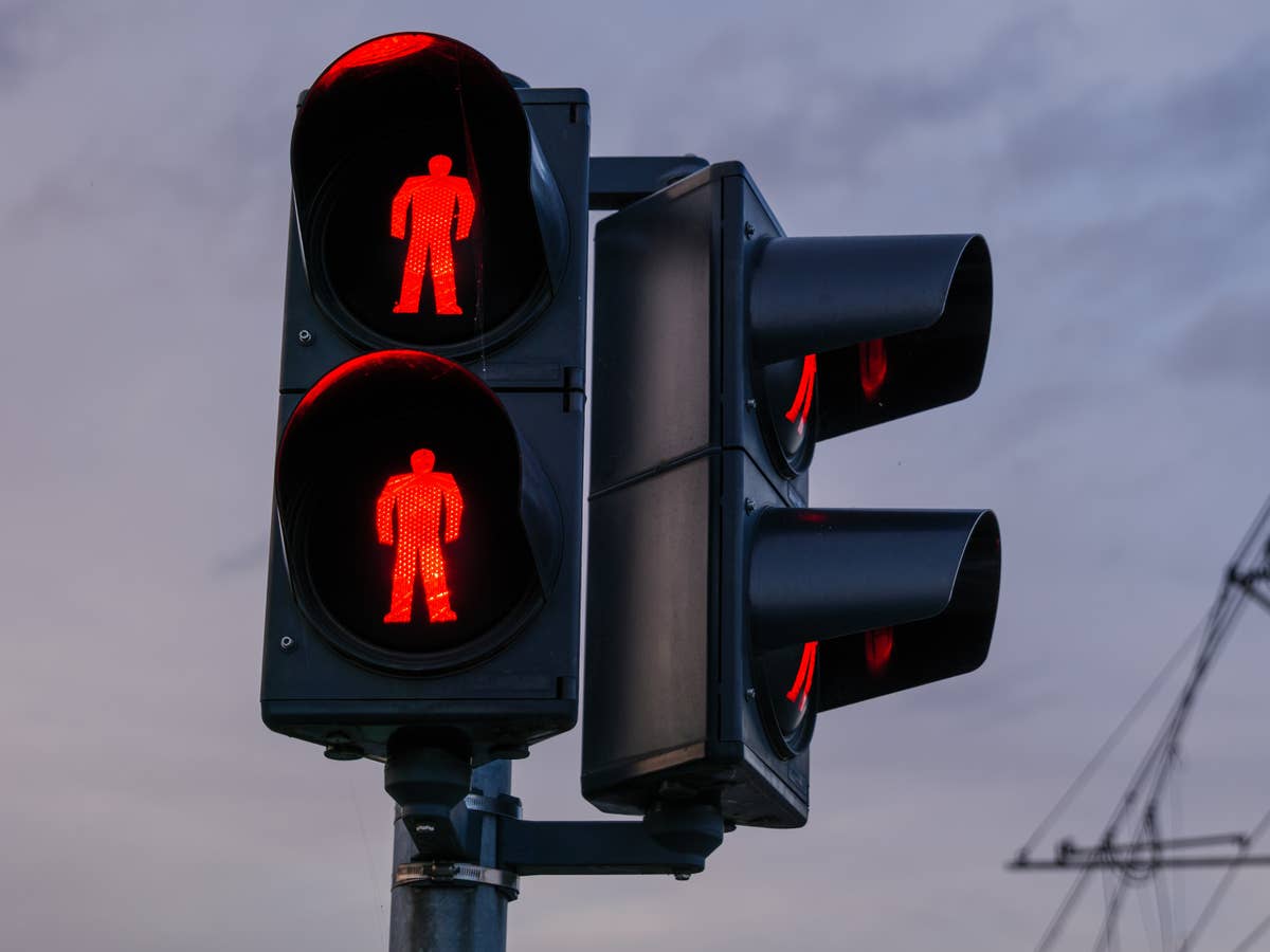 Fußgänger sollen auch bei Rot über die Straße dürfen Fußgängerampel, Ampel
