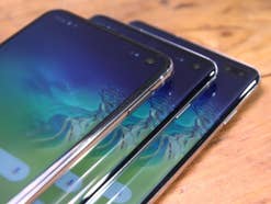 Samsung-Galaxy-S10-Modelle aufeinander