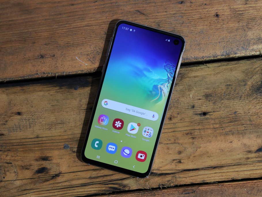 Hands-On Foto des Samsung Galaxy S10e