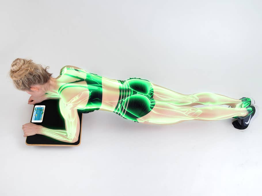 Muskeltraining mit dem Plankpad