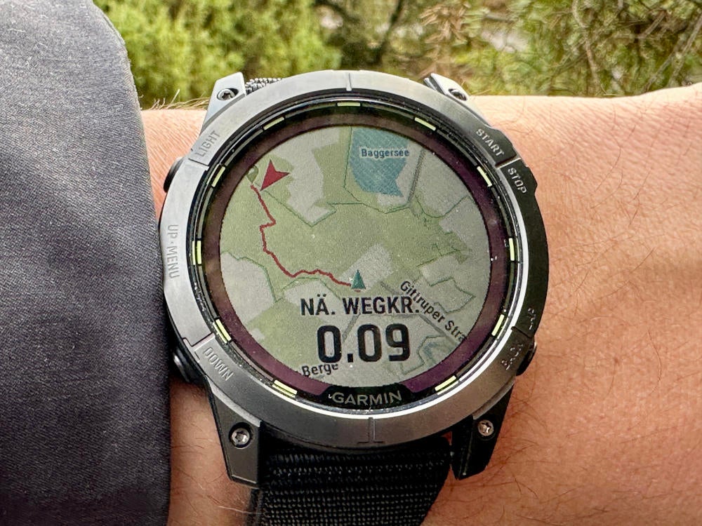 Netfork Kartenhinweise auf der Garmin Enduro 2.