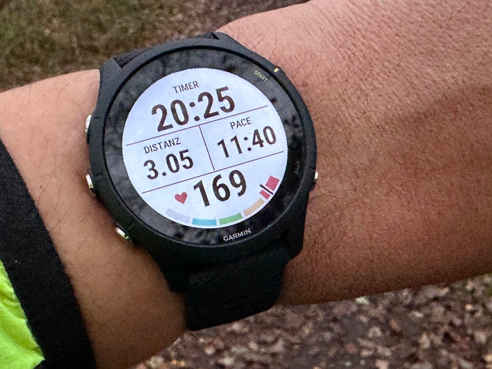 Workout-Modus auf der Garmin Forerunner 255.