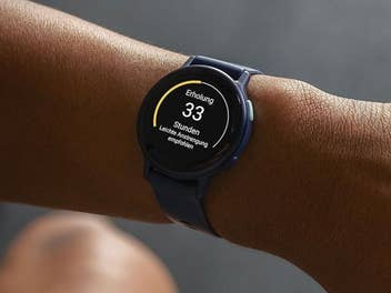 Garmin Vivoactive 5 an einem Handgelenk