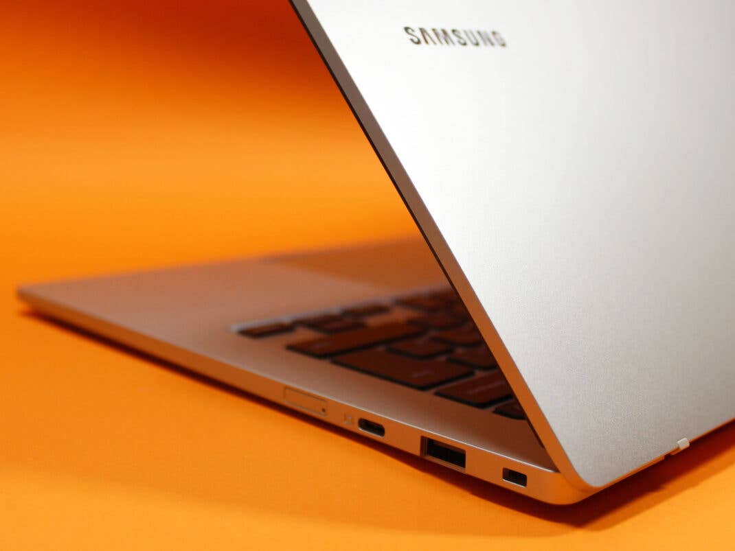 Samsung Galaxy Book Go3