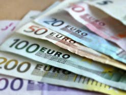 Bürger müssen bald bis zu 265 Euro mehr zahlen Geld, Euro