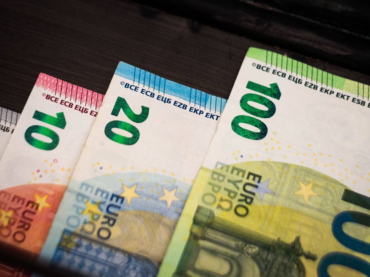 Die Spar-Lüge: Warum fast 6,5 Millionen Deutsche am Monatsende nichts übrig haben Die Spar-Lüge: Warum fast 6,5 Millionen Deutsche am Monatsende nichts übrig haben