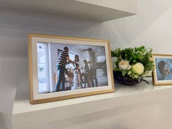 Arzopa digitaler Bilderrahmen auf der CES 2026