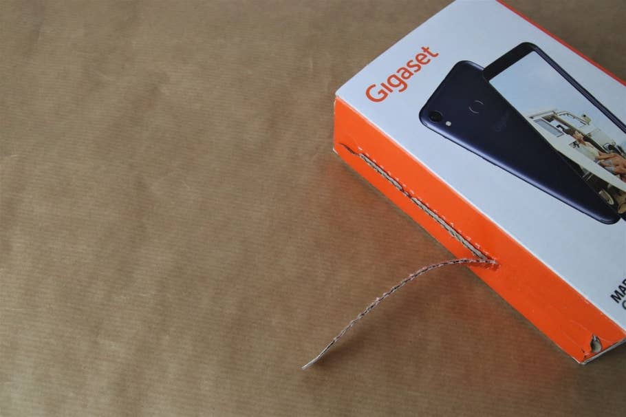 Gigaset GS185 - Unboxing des Smartphones