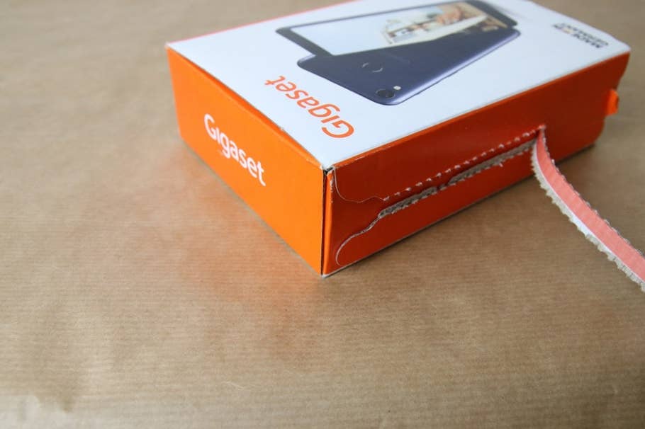 Gigaset GS185 - Unboxing des Smartphones