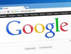 Browser mit der Startseite Google.