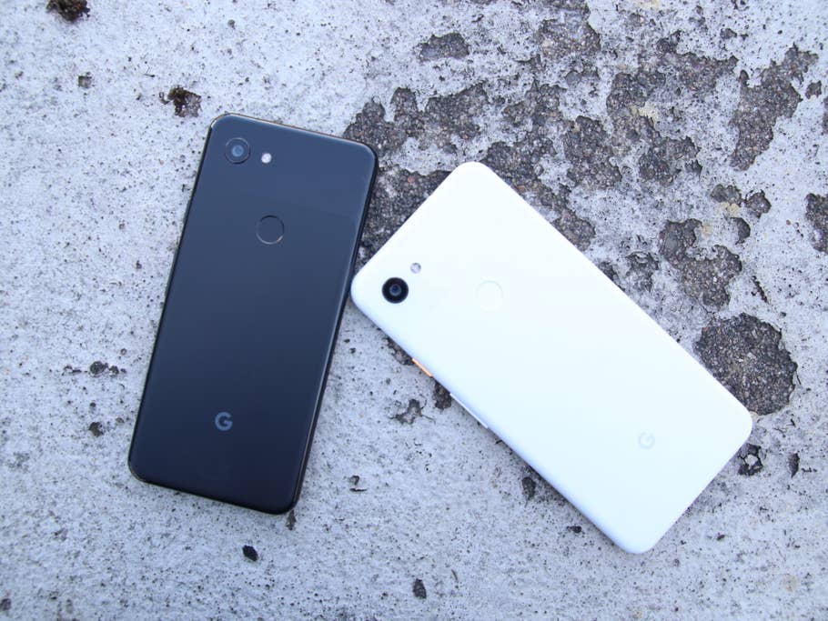 Google Pixel 3a XL und Pixel 3a Rückseite