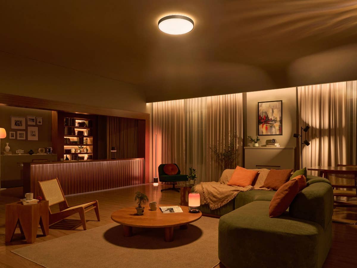 Govee smarte Lampen im Wohnzimmer Govee smarte Lampen in einem Wohnzimmer
