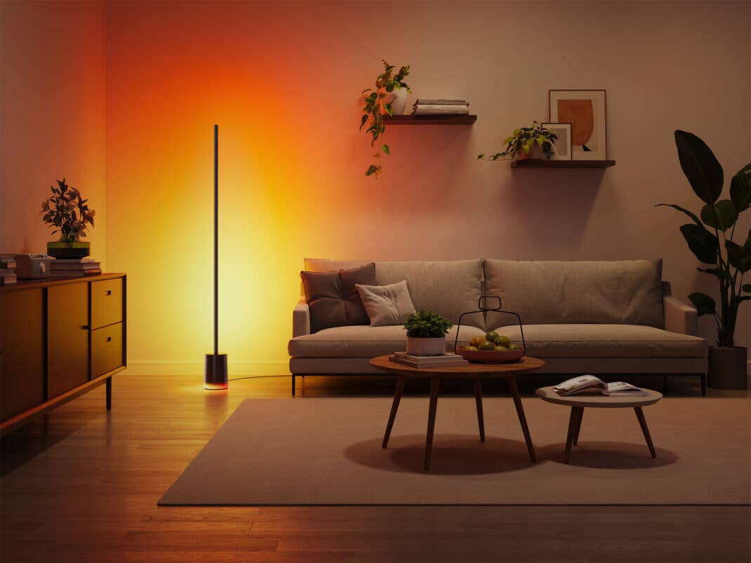 Govee Floor Lamp in einem Wohnzimmer