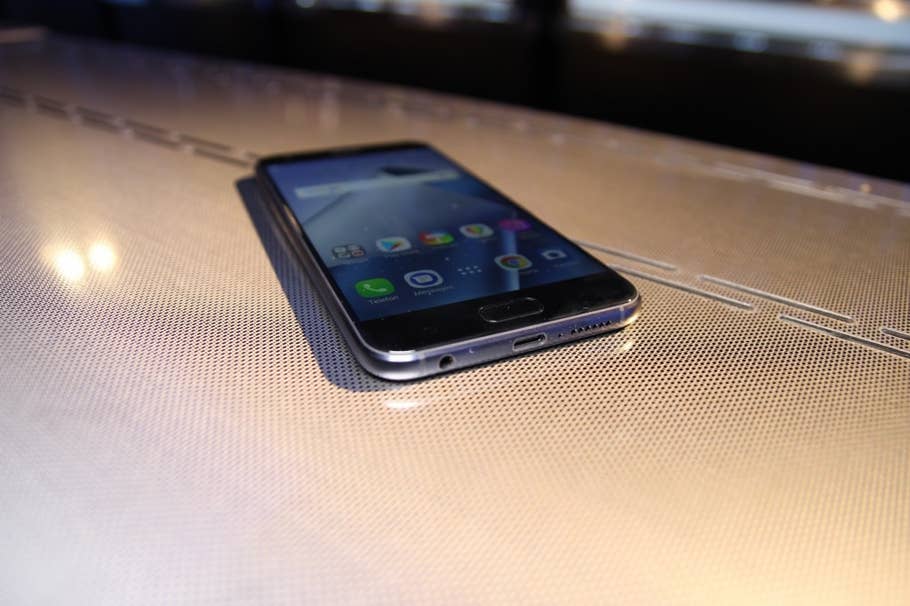 Hands-On-Bilder des Asus ZenFone 4