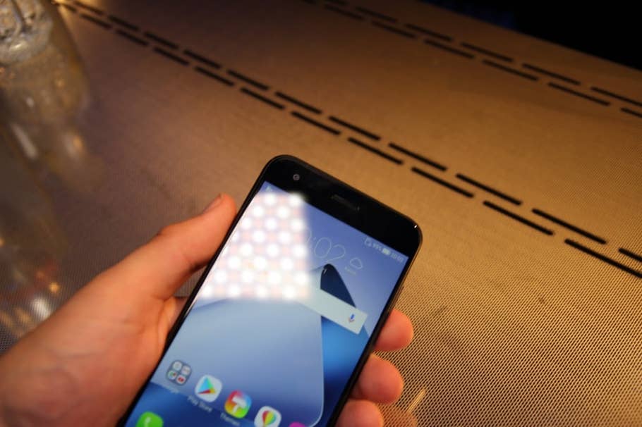 Hands-On-Bilder des Asus ZenFone 4