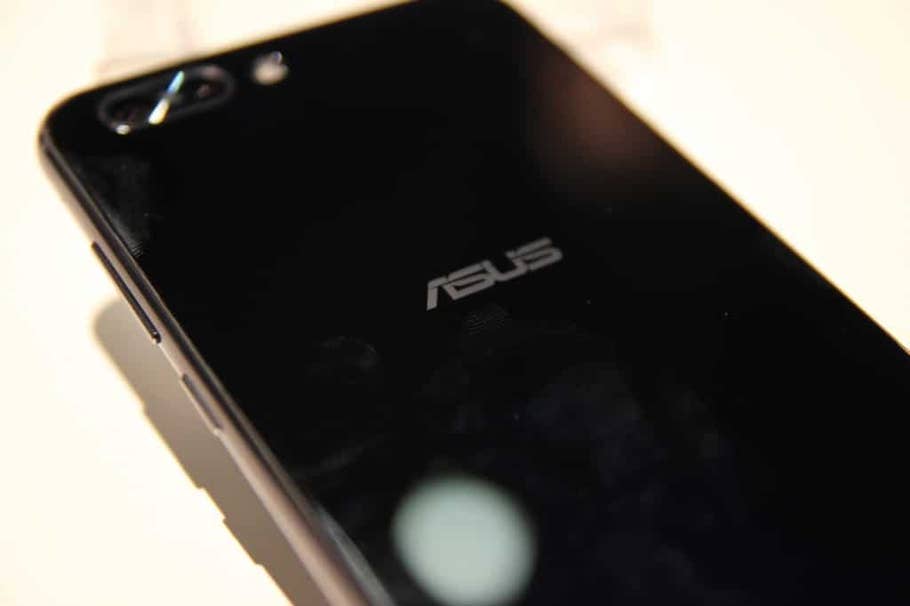 Hands-On-Bilder des Asus ZenFone 4 Pro