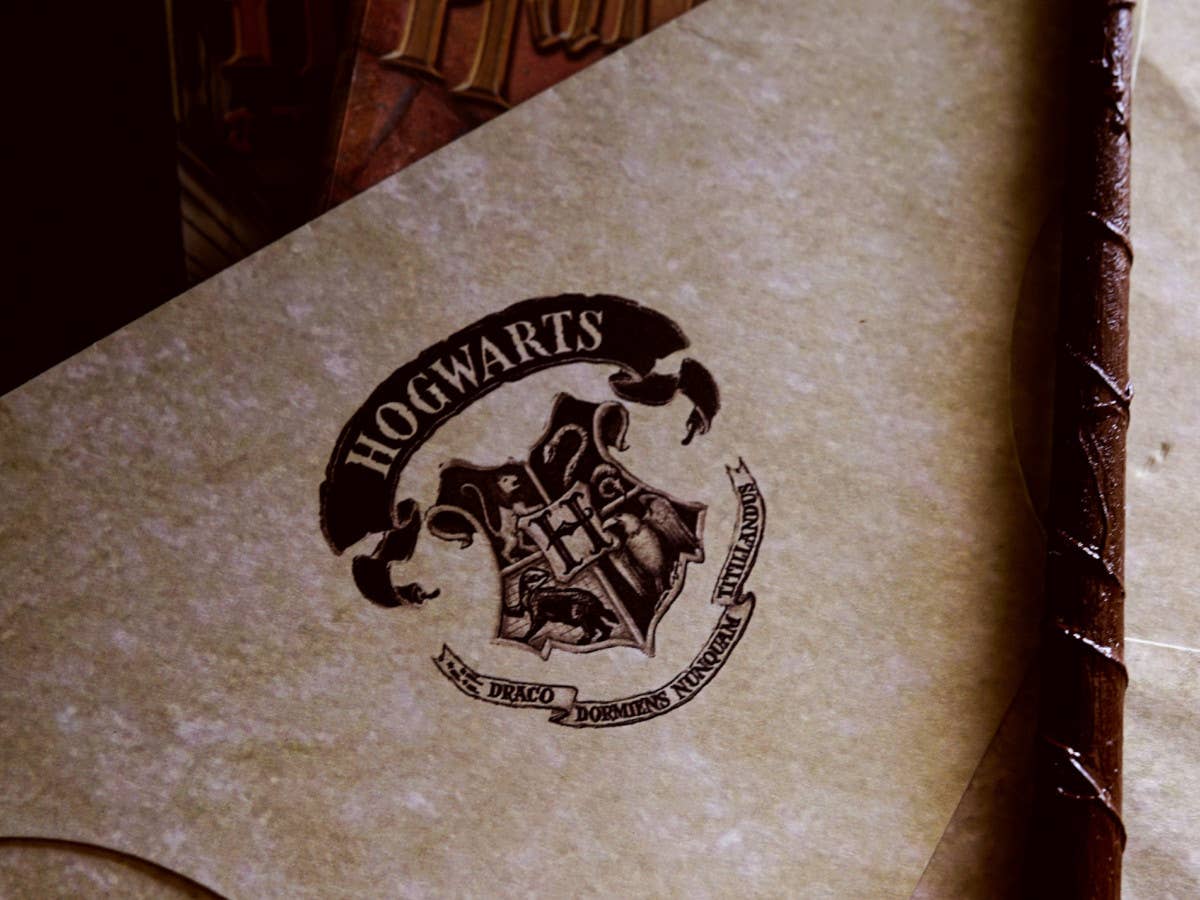 Das Harry Potter-Logo auf Briefpapier