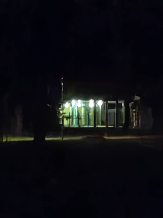 Hauptkamera 10x Zoom bei Nacht Hauptkamera 10x Zoom bei Nacht