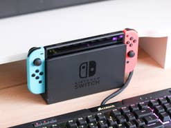 Eine Nintendo Switch Konsole.