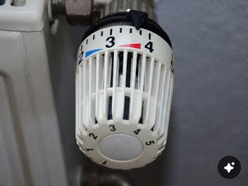 Deshalb sollten Millionen Bürger schon jetzt heizen Ein Heizkörperthermostat