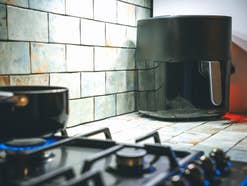 Heißluftfritteuse ein Stromfresser? Die größten Mythen rund um den Airfryer