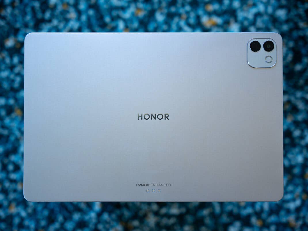 Die Rückseite des Honor MagicPad 4.